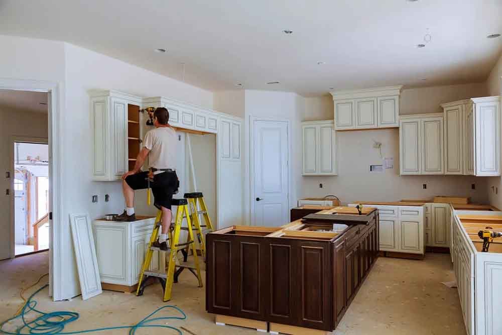 Planning a kitchen remodel budget for a modern renovation